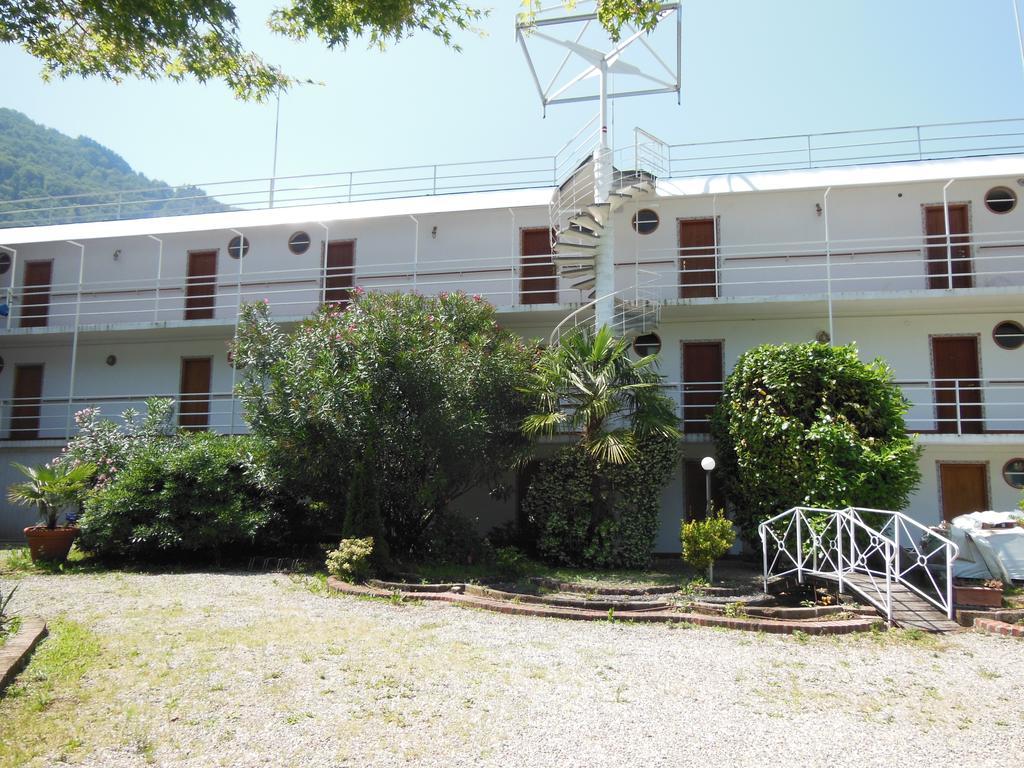 Hotel Nautilus Valmadrera Kültér fotó