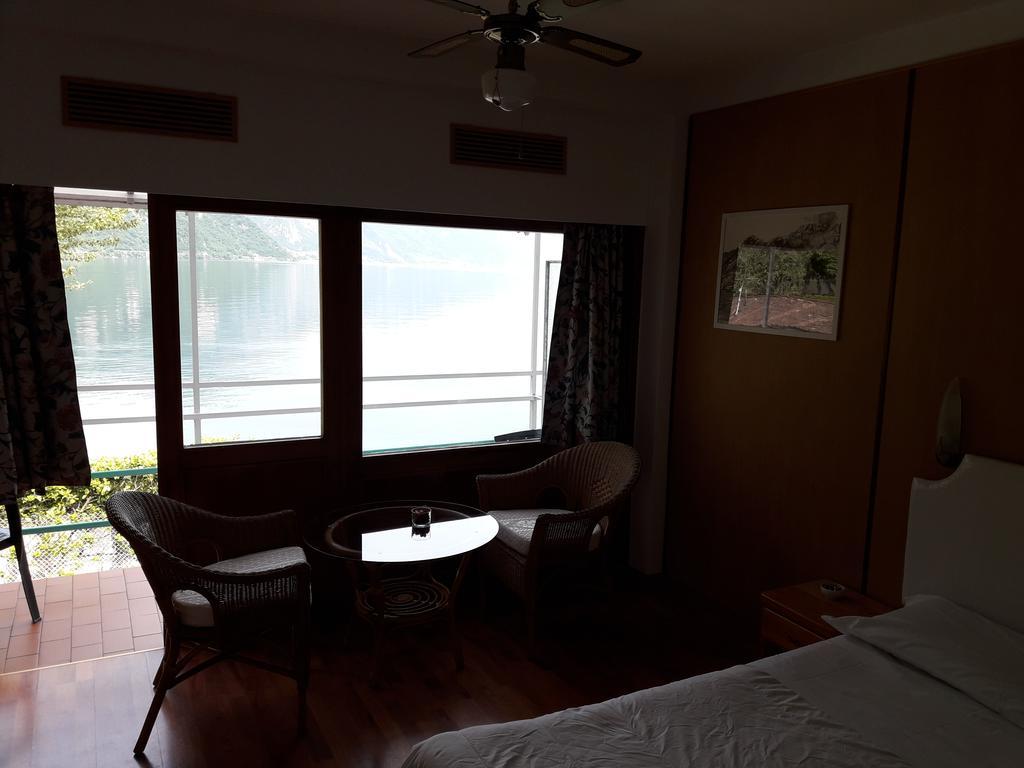 Hotel Nautilus Valmadrera Kültér fotó