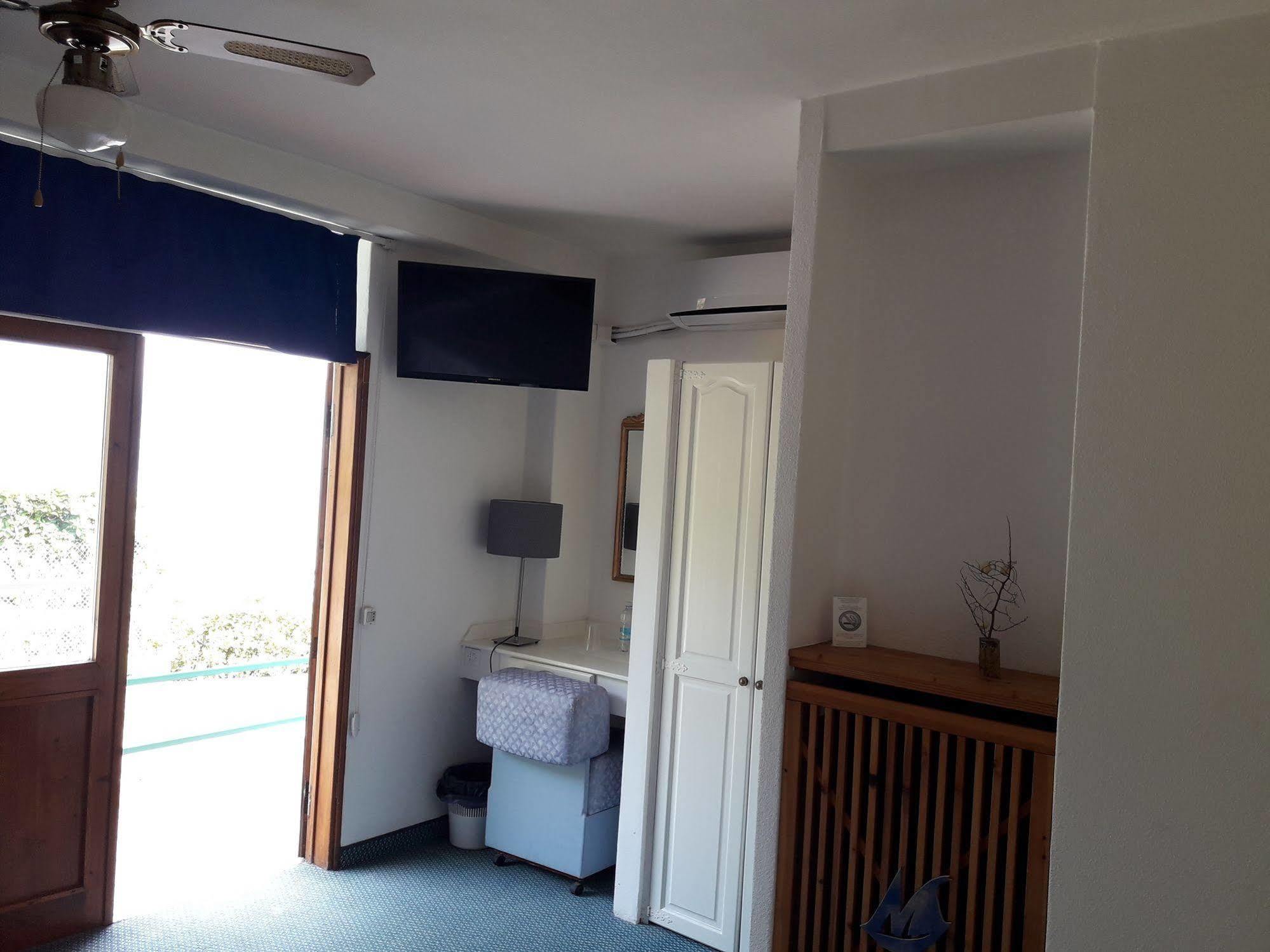 Hotel Nautilus Valmadrera Kültér fotó
